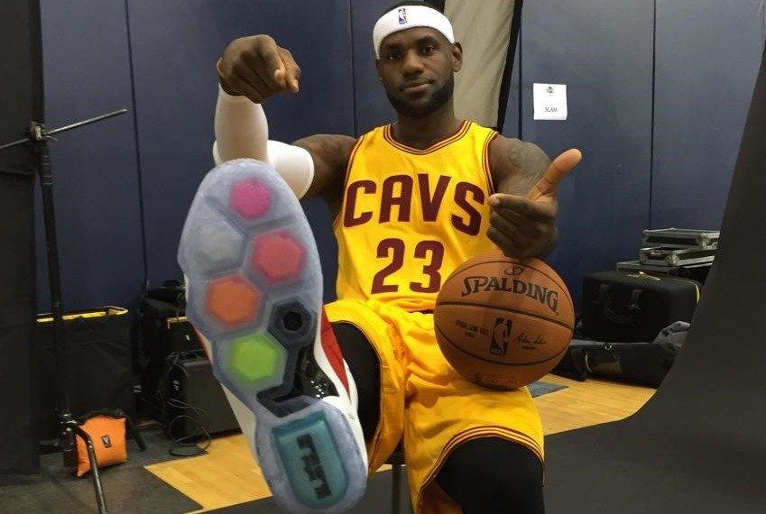 what size shoe is lebron