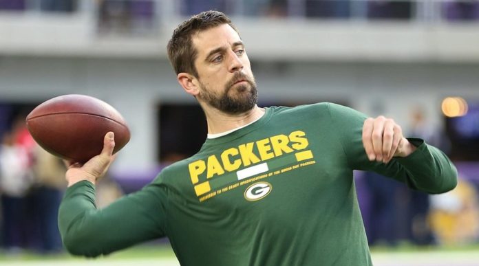 Aaron Rodgers Wife, Girlfriend, Brother, Parents, Family, Net Worth, Gay