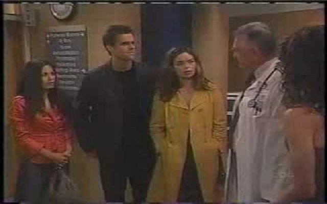 Amelia Heinle (middle) appears as Mia Saunders in 'All My Children'