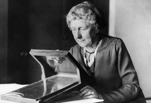 Annie Jump Cannon, 10 Famous Deaf People That Saved The World