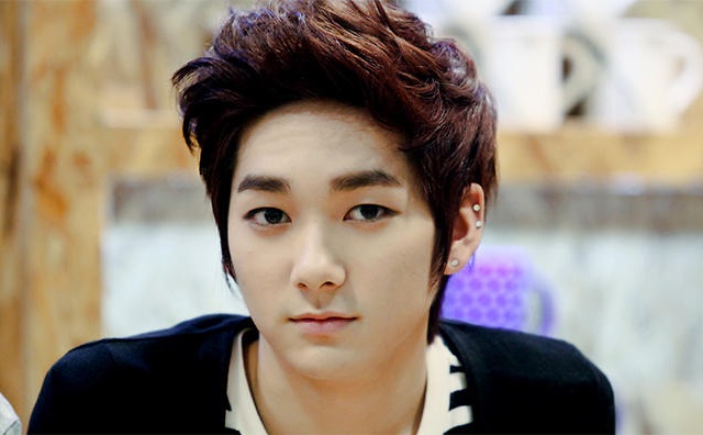 NU EST