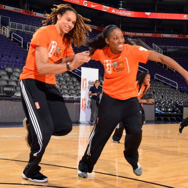 brittney griner height, wife (glory Johnson), girlfriend, parents