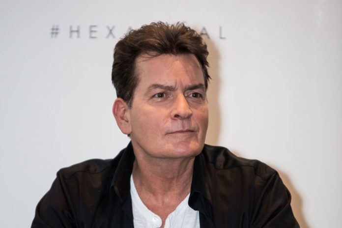 Charlie Sheen Wiki, Gay, Wife, KIds, Brother, Dad, Height, Girlfriends