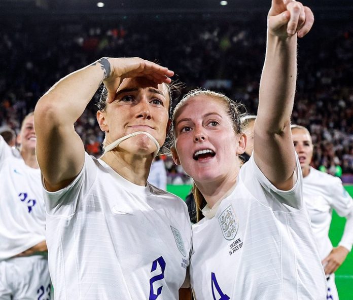 keira walsh and lucy bronze