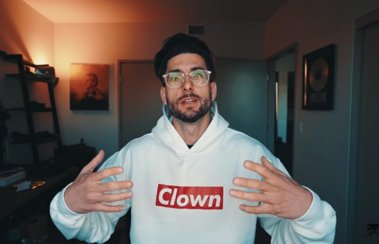 The 41-year old son of father (?) and mother(?) Jesse Wellens in 2024 photo. Jesse Wellens earned a  million dollar salary - leaving the net worth at  million in 2024