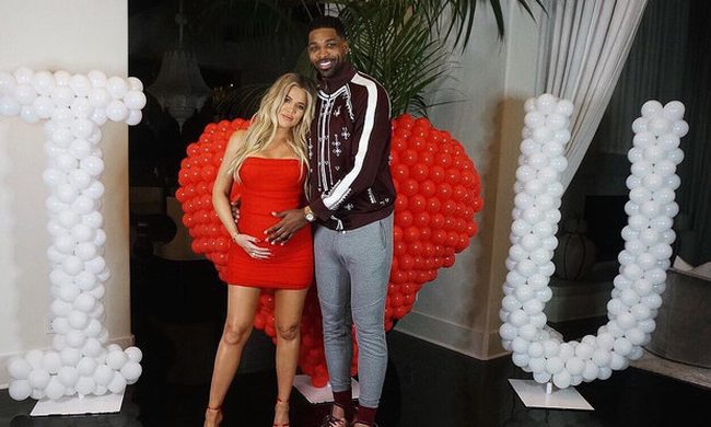 Celebrity Couples Expecting Babies