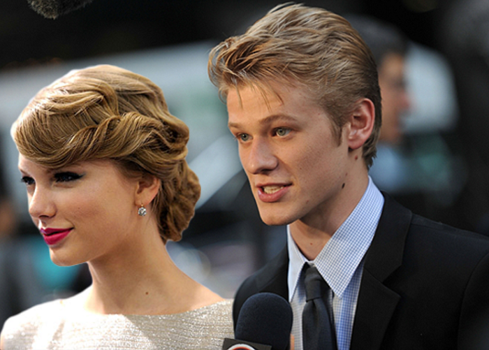 Who is MacGyver Star Lucas Till's Wife or Girlfriend?