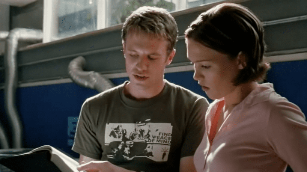Luke Mably and Julia Stiles in "The Prince and Me