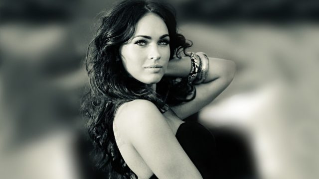 Megan-fox-black-and-white-wallpaper Megan Fox height dp