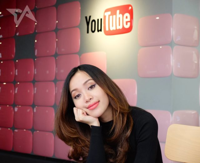 hottest female youtubers