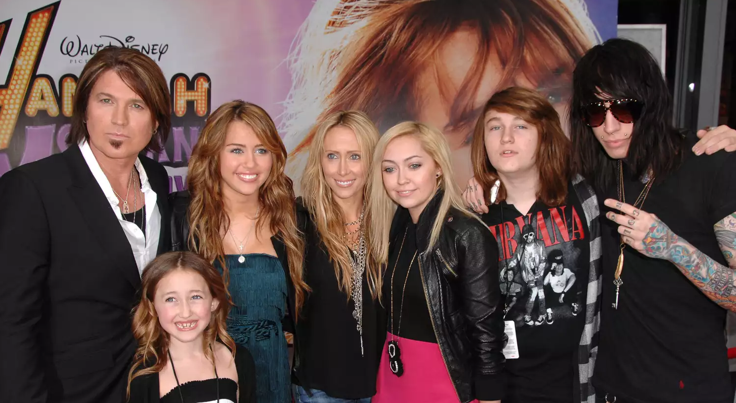 These Are Miley Cyrus’ Brothers, Sisters and Step Siblings From Both ...