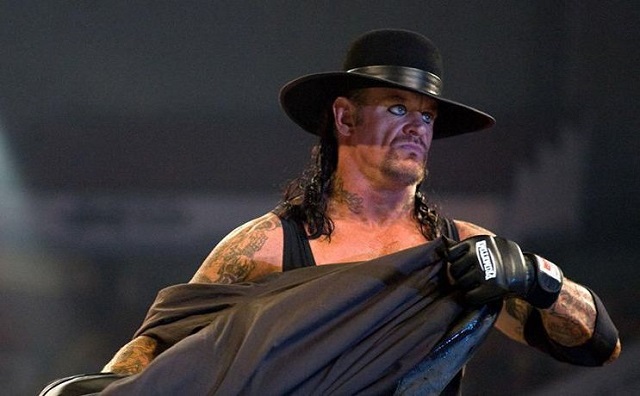 famous WWE wrestlers that caught our hearts