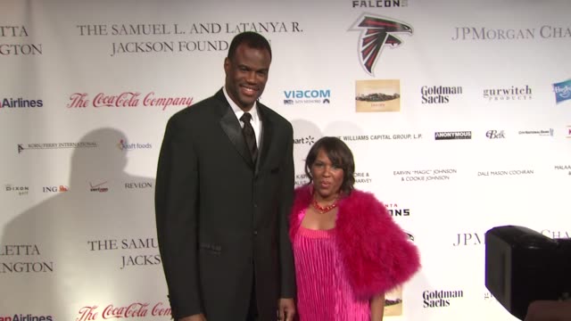 Who is Valerie Robinson? All About David Robinson's Wife of Over 30 Years