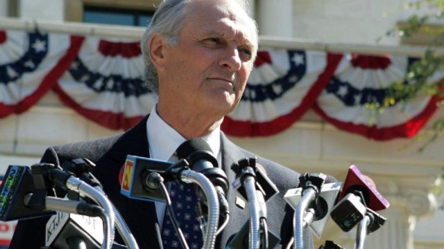 Alan alda the 1983 biography