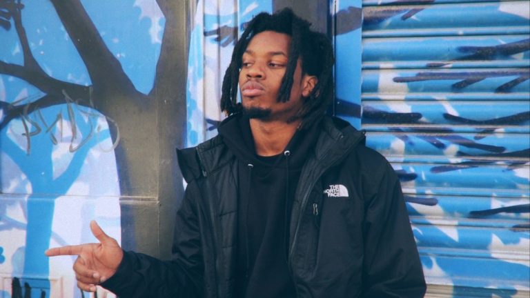 De 29-años 175 cm de altura Denzel Curry en 2024 foto