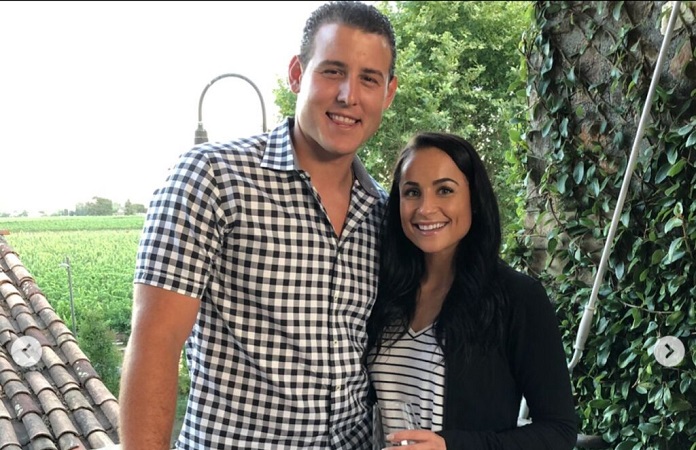 Emily Vakos' biography: what is known about Anthony Rizzo's wife? 