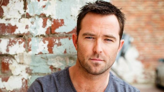 sullivan main Sullivan Stapleton wife, body, married, teeth, Net worth