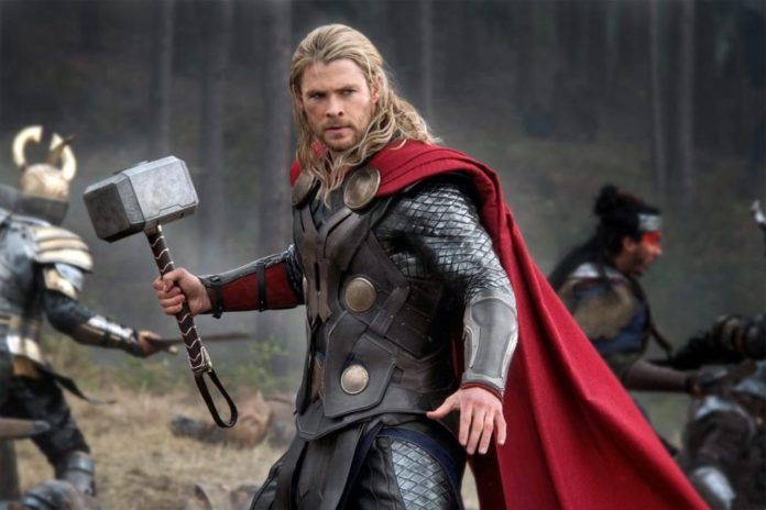 Thor, Chris Hemsworth and his stunning body