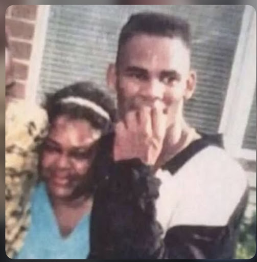Photo of Theresa and her brother, R Kelly. 